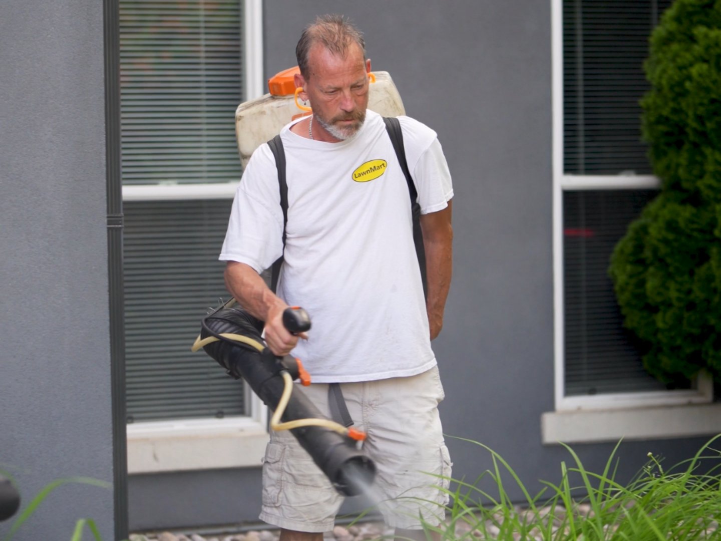 LawnMart lawn care specialist
